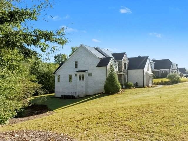 5760 Lula Bridge Court, Braselton, Georgia