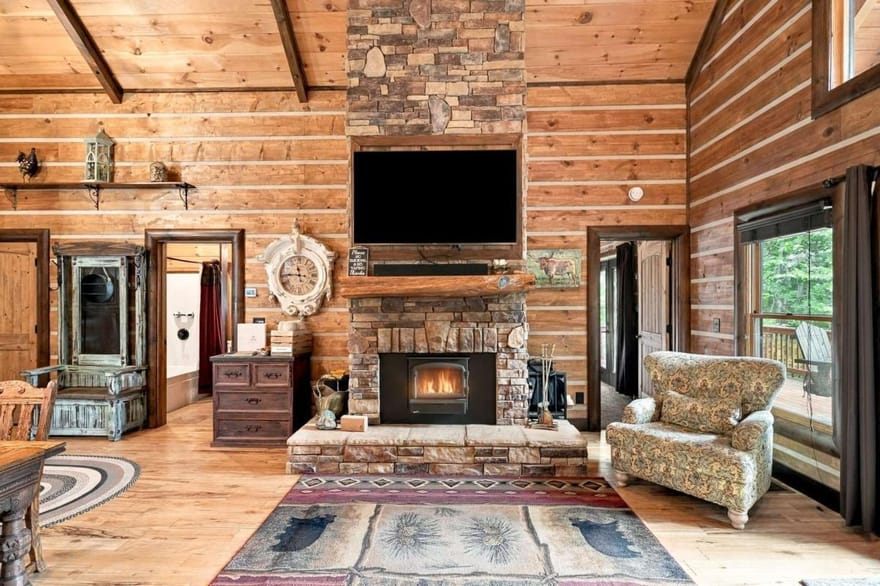 2124 Maxwell Road, Blue Ridge, Georgia