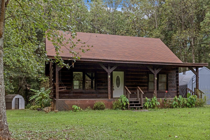 91 Oak Hill Drive NE, White, Georgia