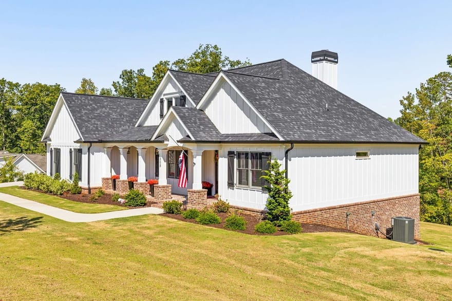 208 Sawyers Farm Drive, Waleska, Georgia