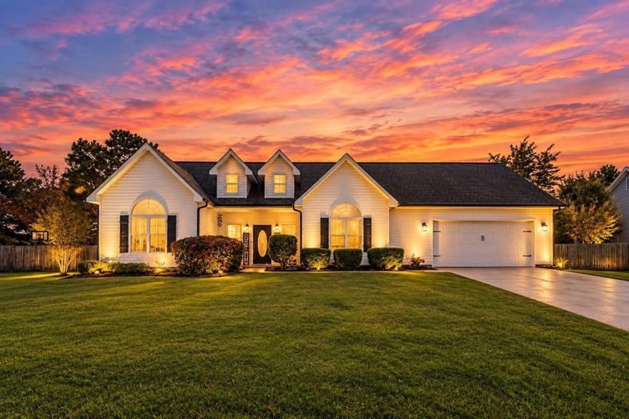 3021 Black Fox Drive, Loganville, Georgia