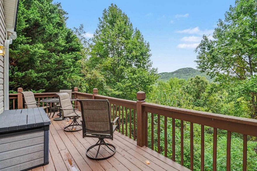 584 Chalet Drive, Sautee Nacoochee, Georgia