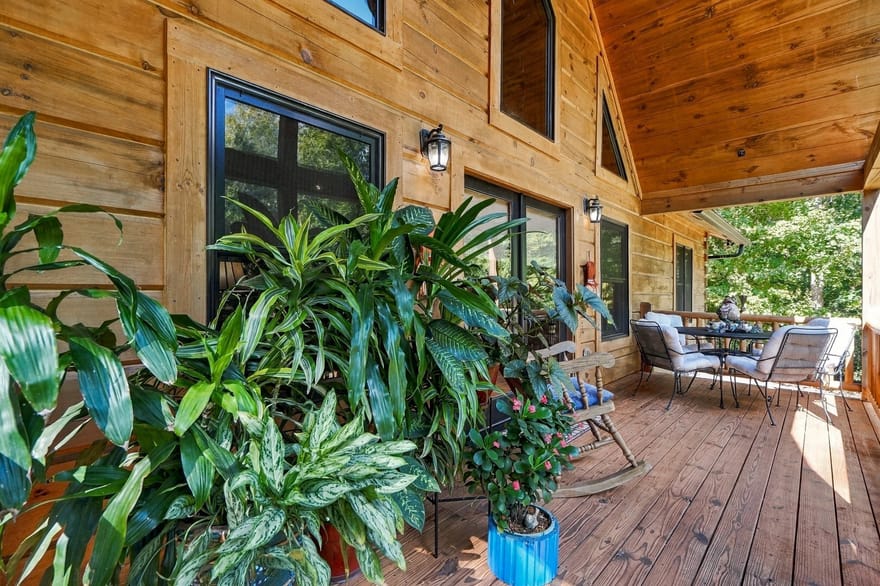180 Pebble Creek Drive, Covington, Georgia