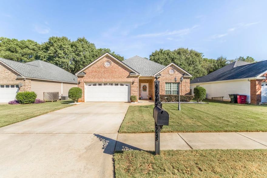 104 Rockford Court, Centerville, Georgia