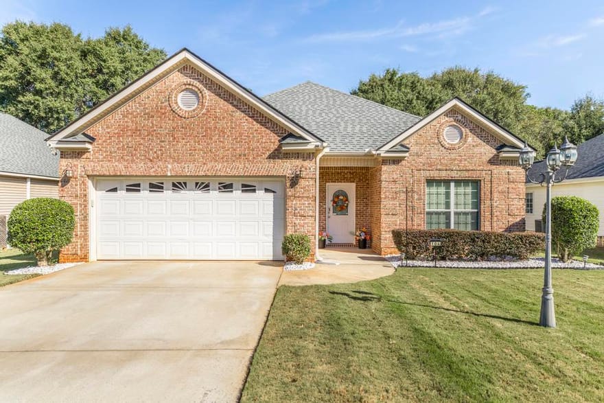 104 Rockford Court, Centerville, Georgia