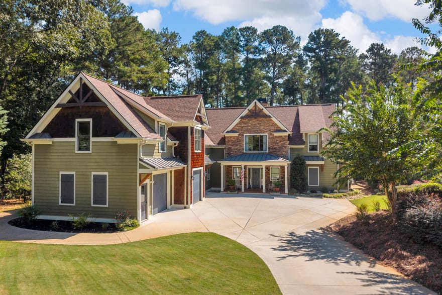 212 Northlake Drive, Hartwell, Georgia