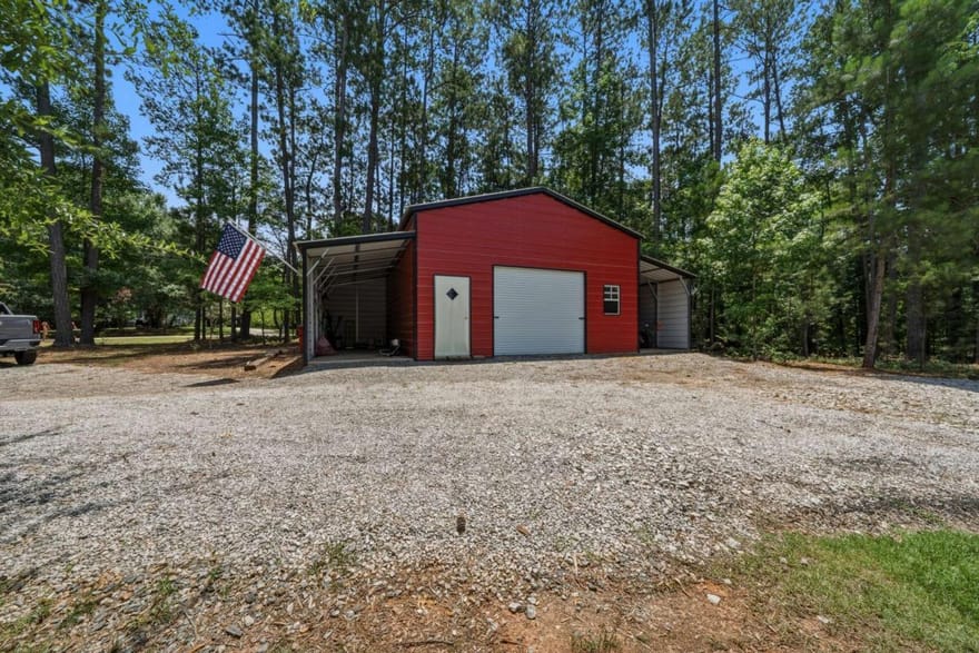 177 B North Steel Bridge Road, Eatonton, Georgia