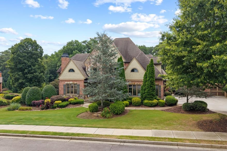 2750 Drayton Hall Drive, Buford, Georgia