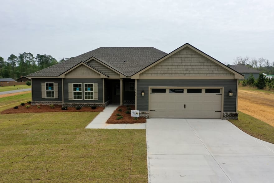982 Mccranie Drive, Metter, Georgia