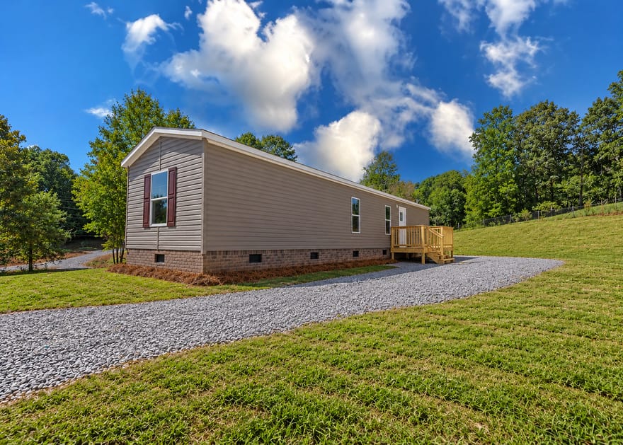 6060 Gumlog Road, Martin, Georgia