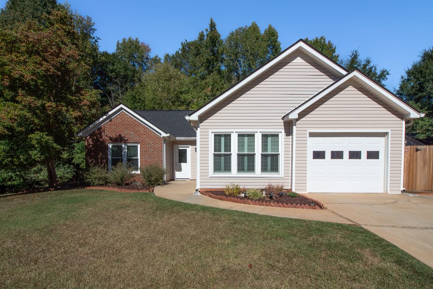 110 Spring Lake Point, Athens, Georgia