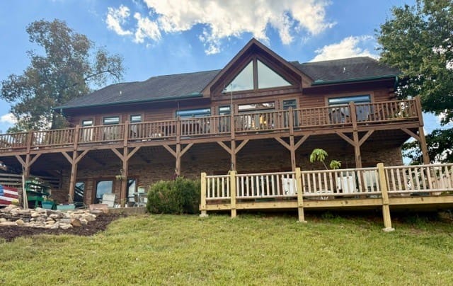 121 Lola Drive, Blairsville, Georgia