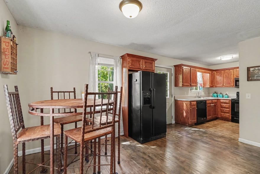 641 Johnson Road SE, Adairsville, Georgia
