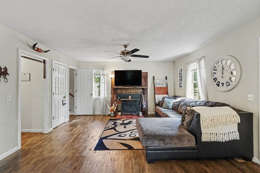 641 Johnson Road SE, Adairsville, Georgia