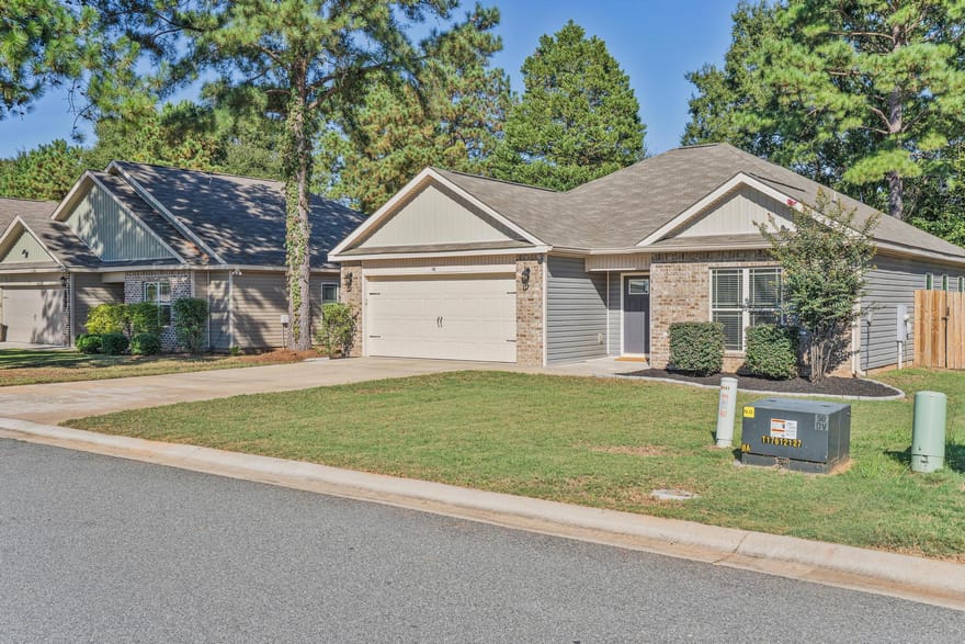 102 Hughes Drive, Warner Robins, Georgia