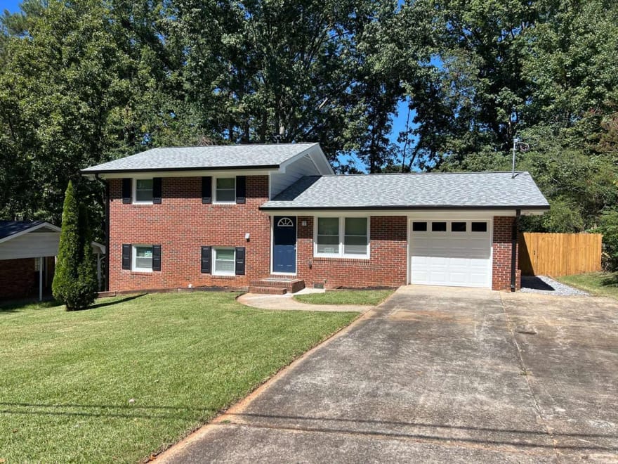 988 Tamarack Trail, Forest Park, Georgia