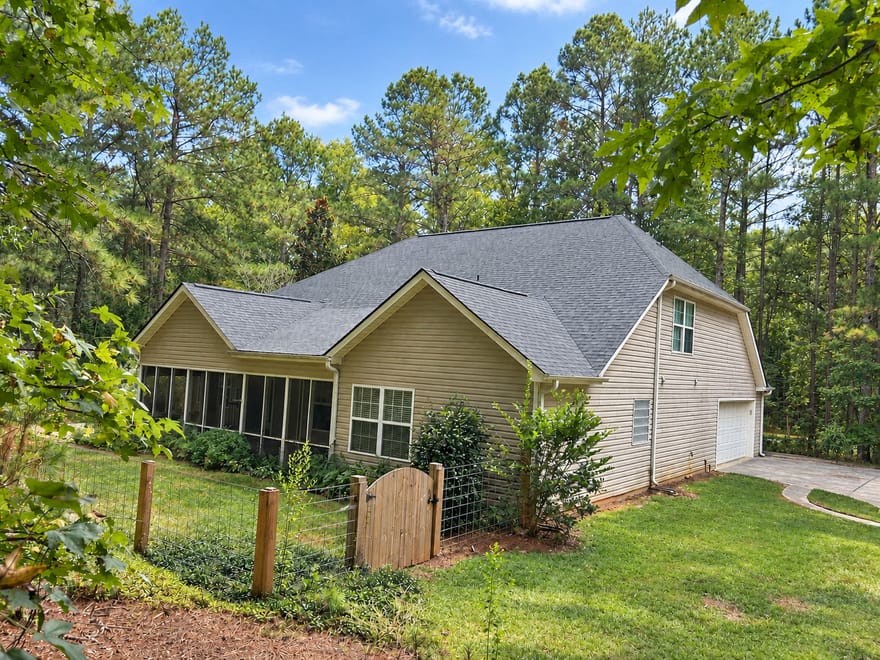 120 Mill Pond Court, Milner, Georgia