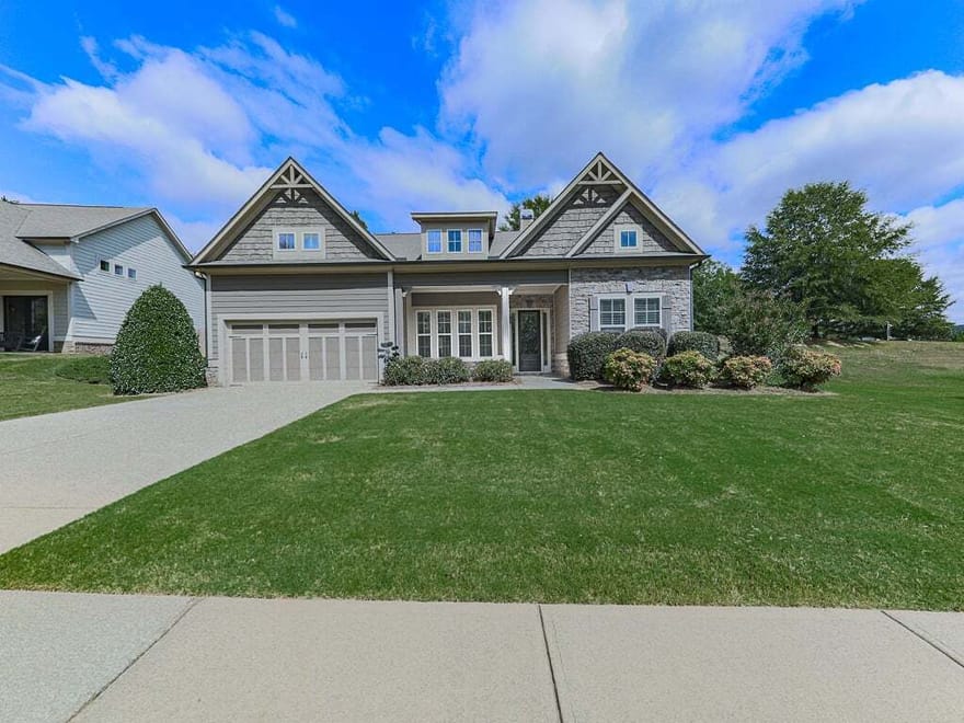 25 Lakewood Court SE, Cartersville, Georgia