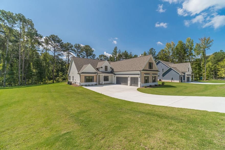 897 Bessie Court, Loganville, Georgia