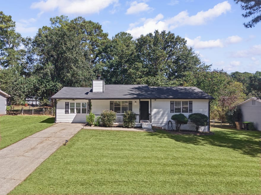 1096 Greendale Lane, Jonesboro, Georgia