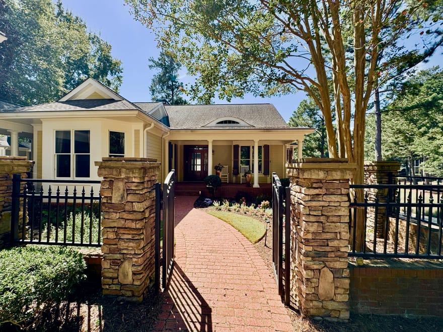 1011 Olde Chapel Lane, Greensboro, Georgia