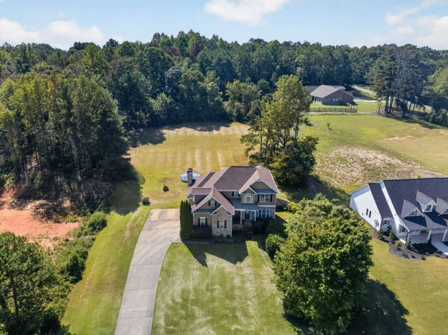 109 W Lake Boulevard, Carrollton, Georgia