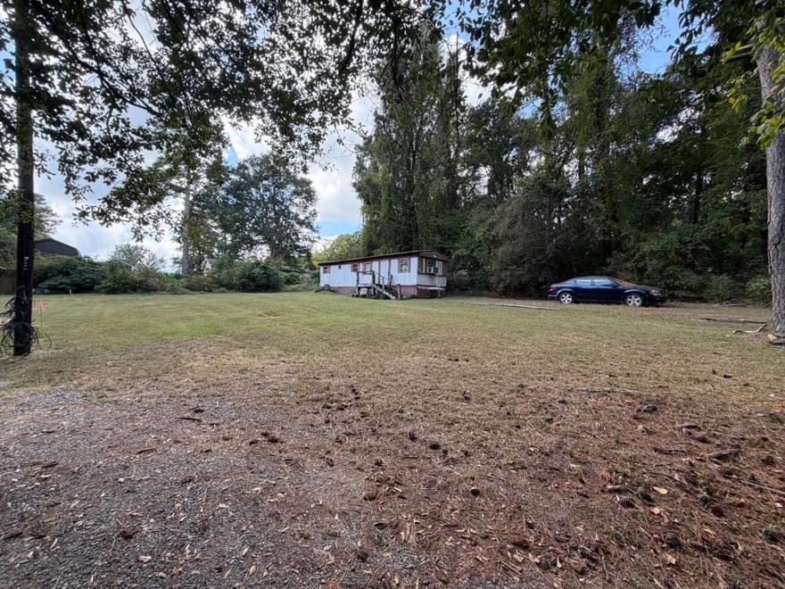 184 Sunset Road SE, Acworth, Georgia
