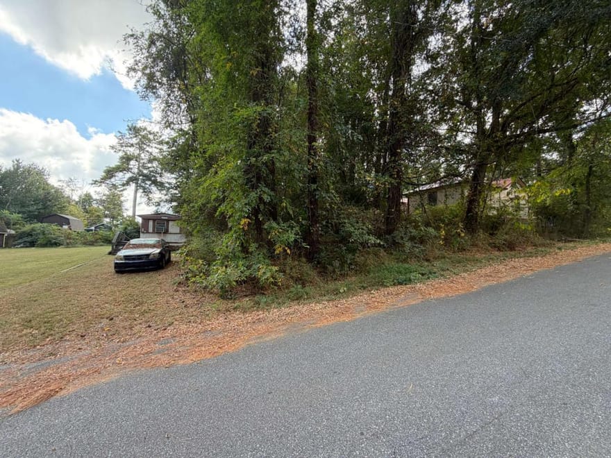 184 Sunset Road SE, Acworth, Georgia