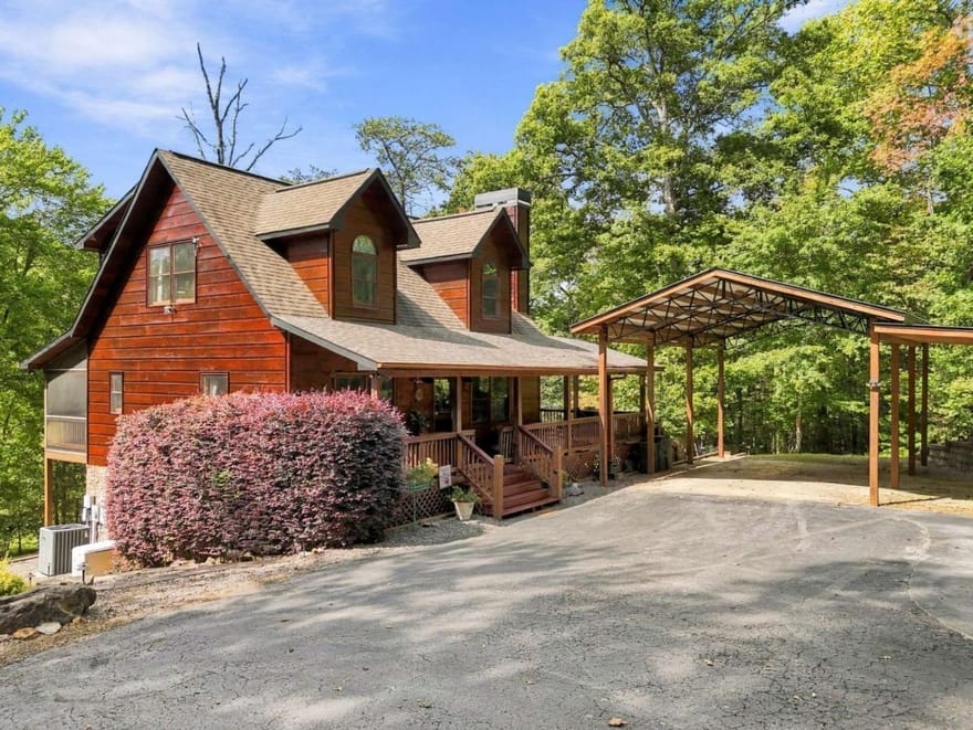218 Kings Farm Road, Blue Ridge, Georgia