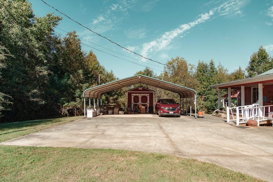 750 Crawford Road, Barnesville, Georgia