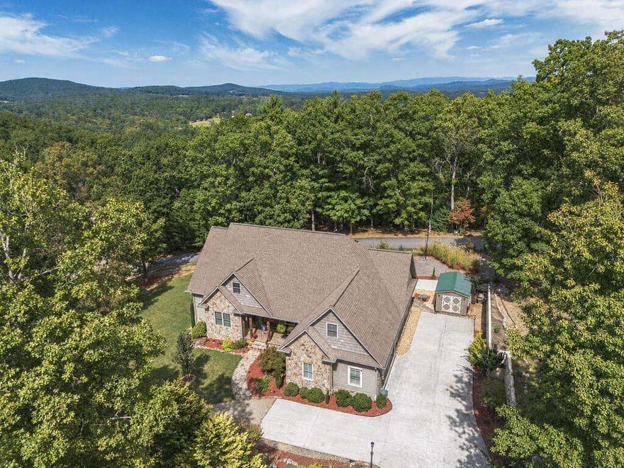 159 Apple Blossom Road, Blairsville, Georgia