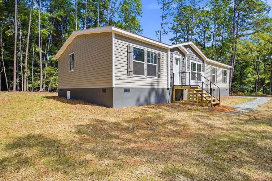 205 S Steel Bridge Road, Eatonton, Georgia