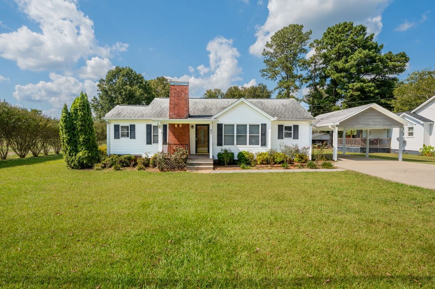 21 Dickeyville Road, Trion, Georgia