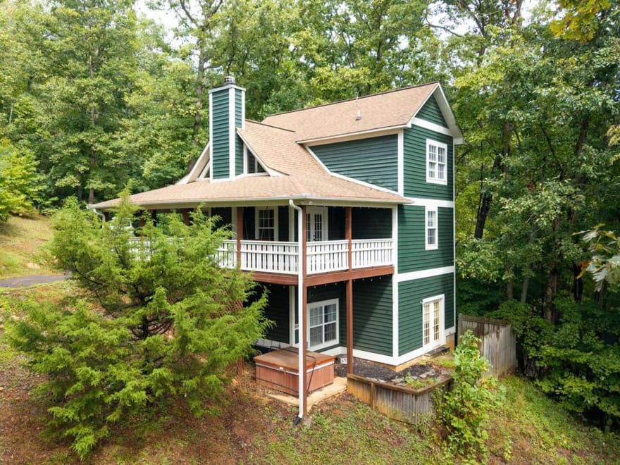 2103 Pooh Corner, Hiawassee, Georgia