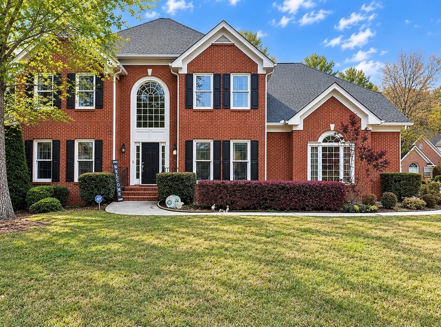 314 Savannah Place, Loganville, Georgia
