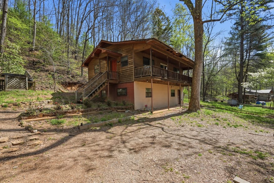 118 Titus Valley Road, Hiawassee, Georgia