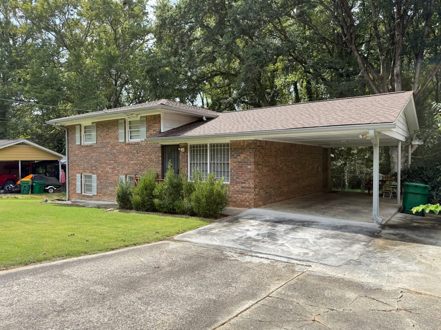 5941 Pinecreek Road, Forest Park, Georgia