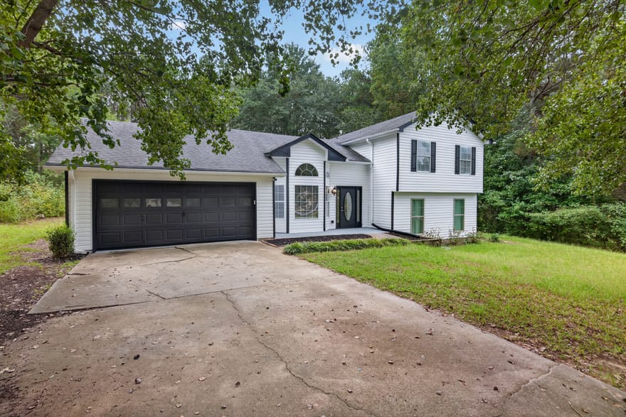 220 Robert Drive, Braselton, Georgia