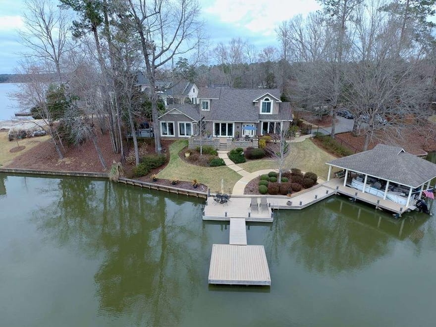 239 Robin Drive, Hamilton, Georgia
