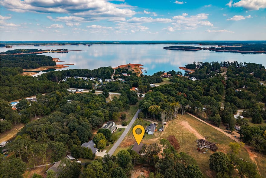 133 Woodhurst Drive, Hartwell, Georgia