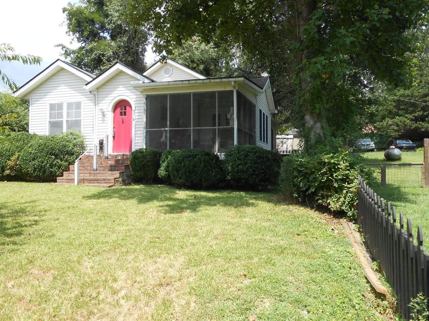 379 Warwoman Road, Clayton, Georgia