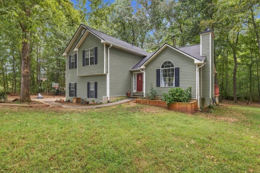 96 Boxcaray W, Dawsonville, Georgia
