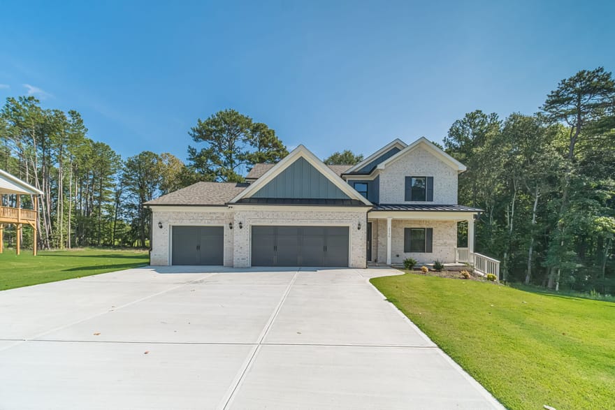 2736 Thomas View Trail, Loganville, Georgia