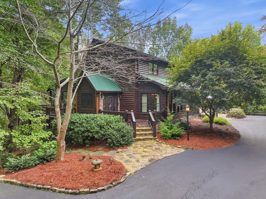 205 Minnehaha Trail, Blue Ridge, Georgia