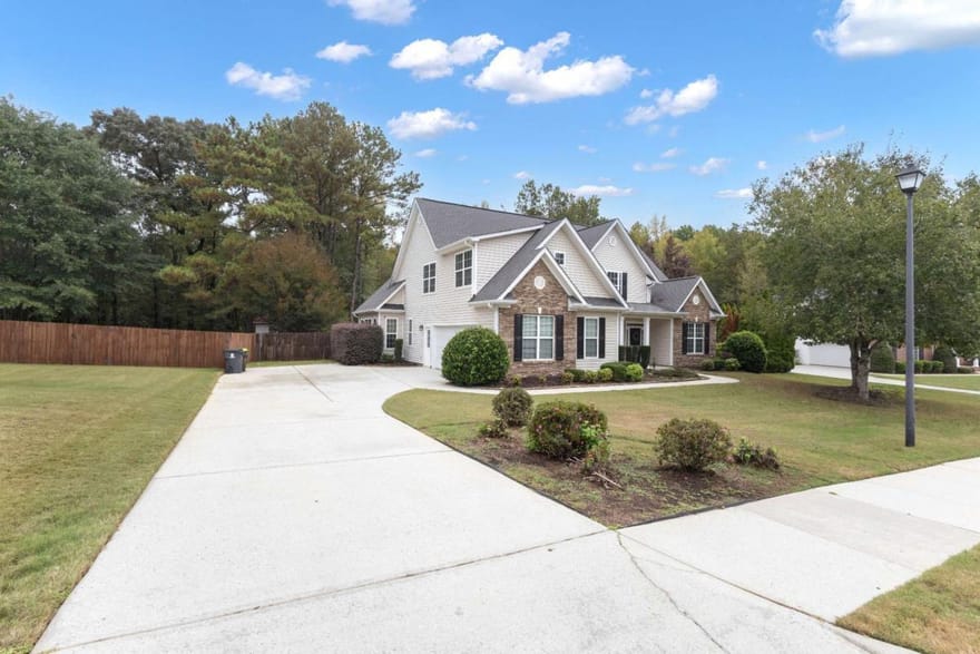 241 Otter Circle, Fayetteville, Georgia
