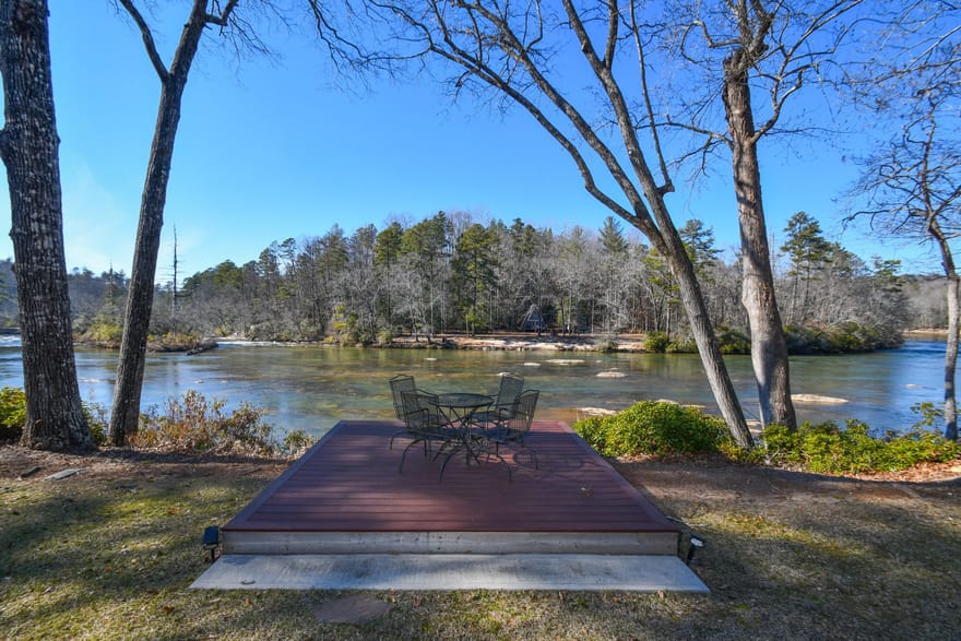1207 Old River Road, Cornelia, Georgia