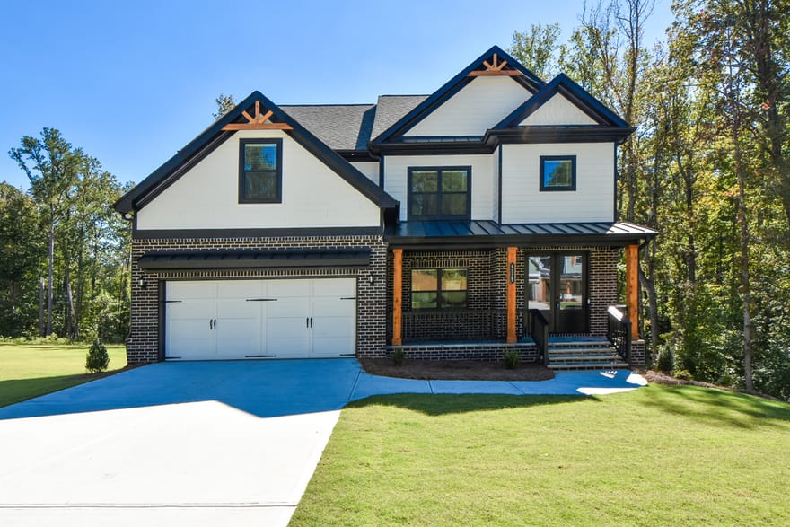 8275 Crooked Creek Drive, Cumming, Georgia