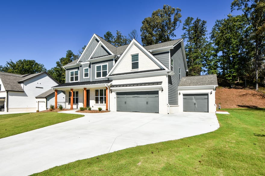 8250 Crooked Creek Drive, Cumming, Georgia