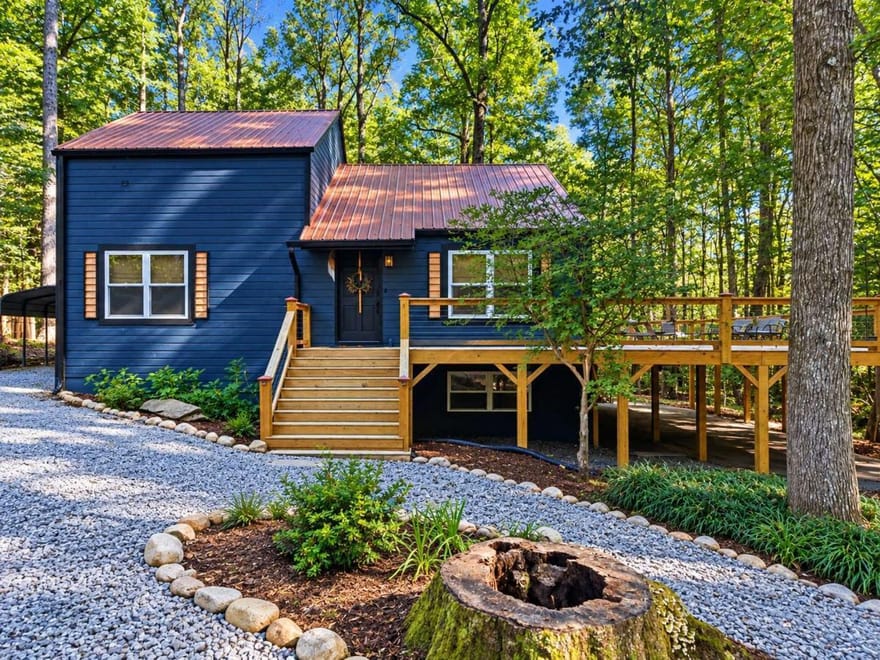 5966 Hilltop Drive, Douglasville, Georgia