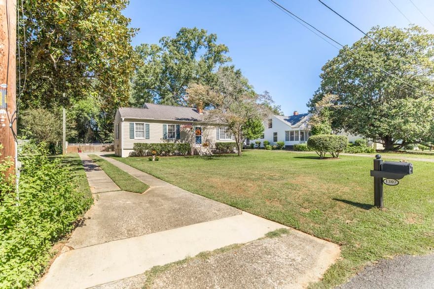 1307 Georgia Avenue, Perry, Georgia